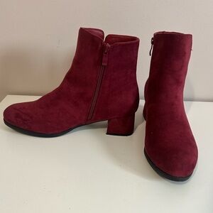 Women’s Suede Burgundy Ankle Boots Size 9.5